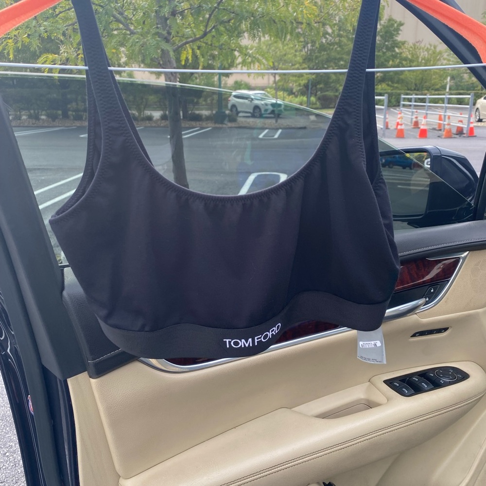 Tom ford  bra size XL worn once then dry cleaned breast size is between 34 36 DD